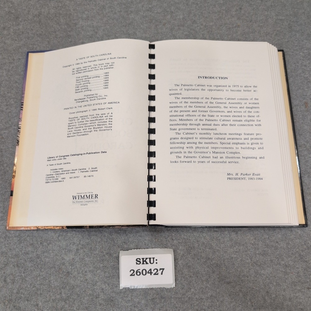 A Taste of‎ South Carolina Cookbook The Palmetto Cabinet 1995 Spiral Bound VG+ - Picture 3 of 3